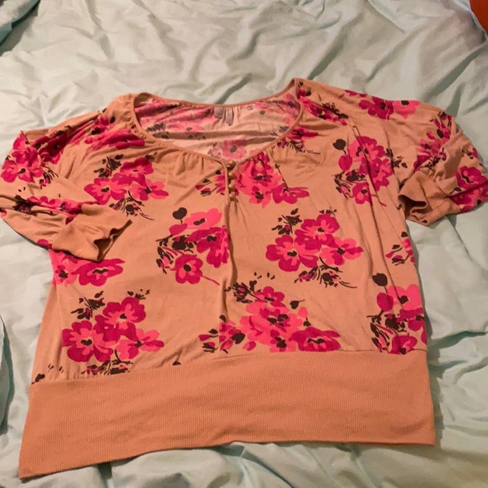 Khakis floral blouse